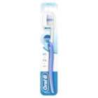 Oral-B Indicator Plus Toothbrush 35 Medium