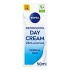 NIVEA Refreshing Day Cream for Normal Skin SPF15 50ml