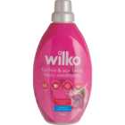 Wilko Fuchsia and Acai Berry Concentrated Fabric Conditioner 66 Washes 1L