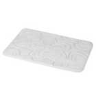Showerdrape Clover Memory Foam Bath Mat in White
