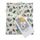 Pack of 5 Holly and Berries Fat Quarters